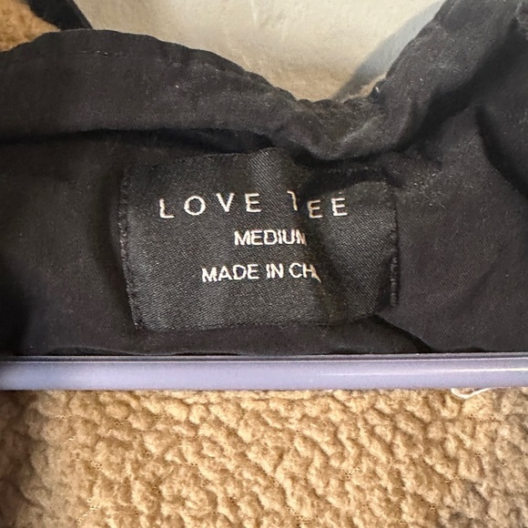 Black Hooded Vest with Sherpa Lining - Picture 3 of 8